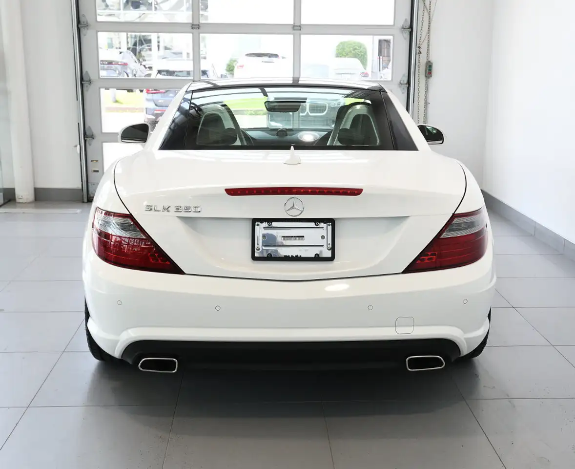 Mercedes-Benz SLK снимка Mercedes-Benz SLK