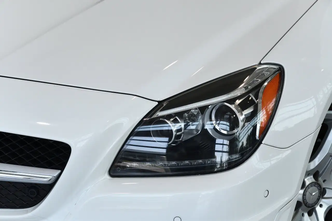 Mercedes-Benz SLK снимка Mercedes-Benz SLK