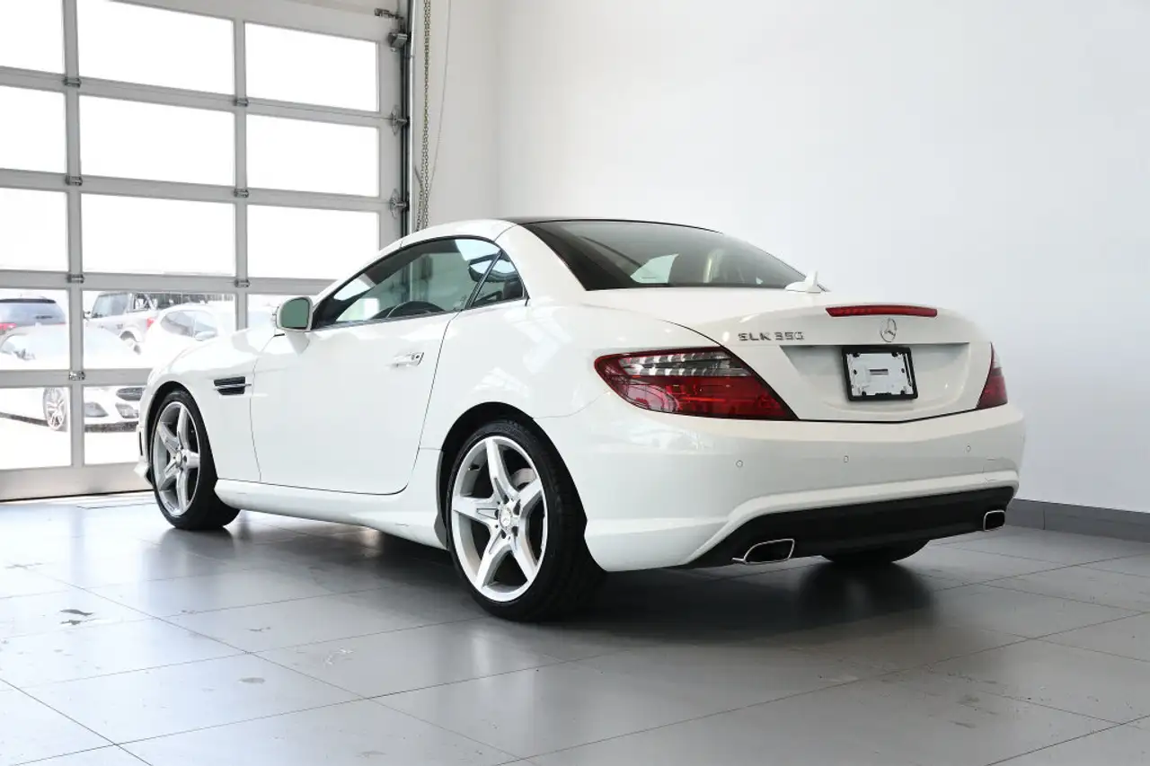 Mercedes-Benz SLK снимка Mercedes-Benz SLK