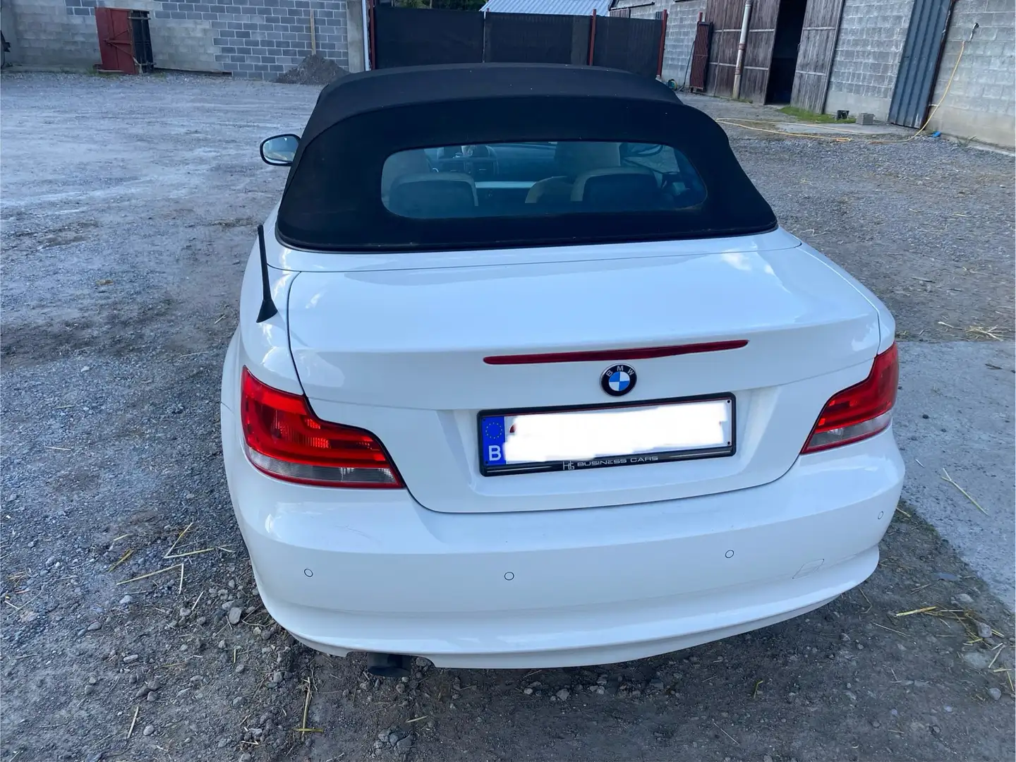 BMW 118 d Blanc - 2