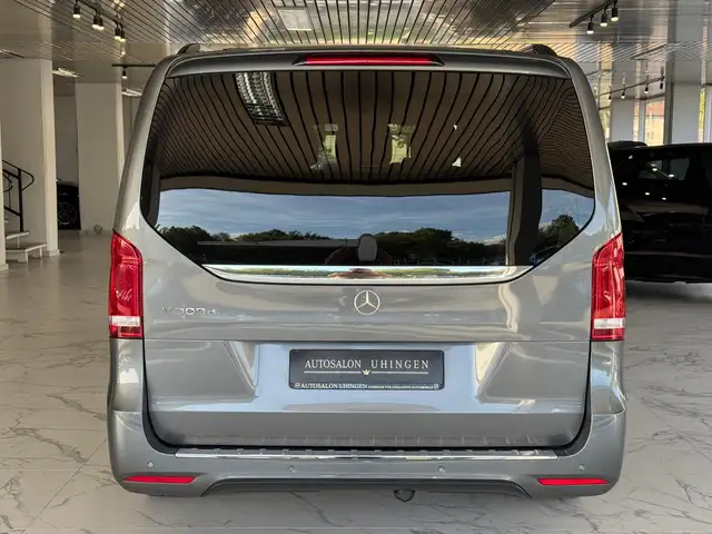 Mercedes-Benz V-Class view 7