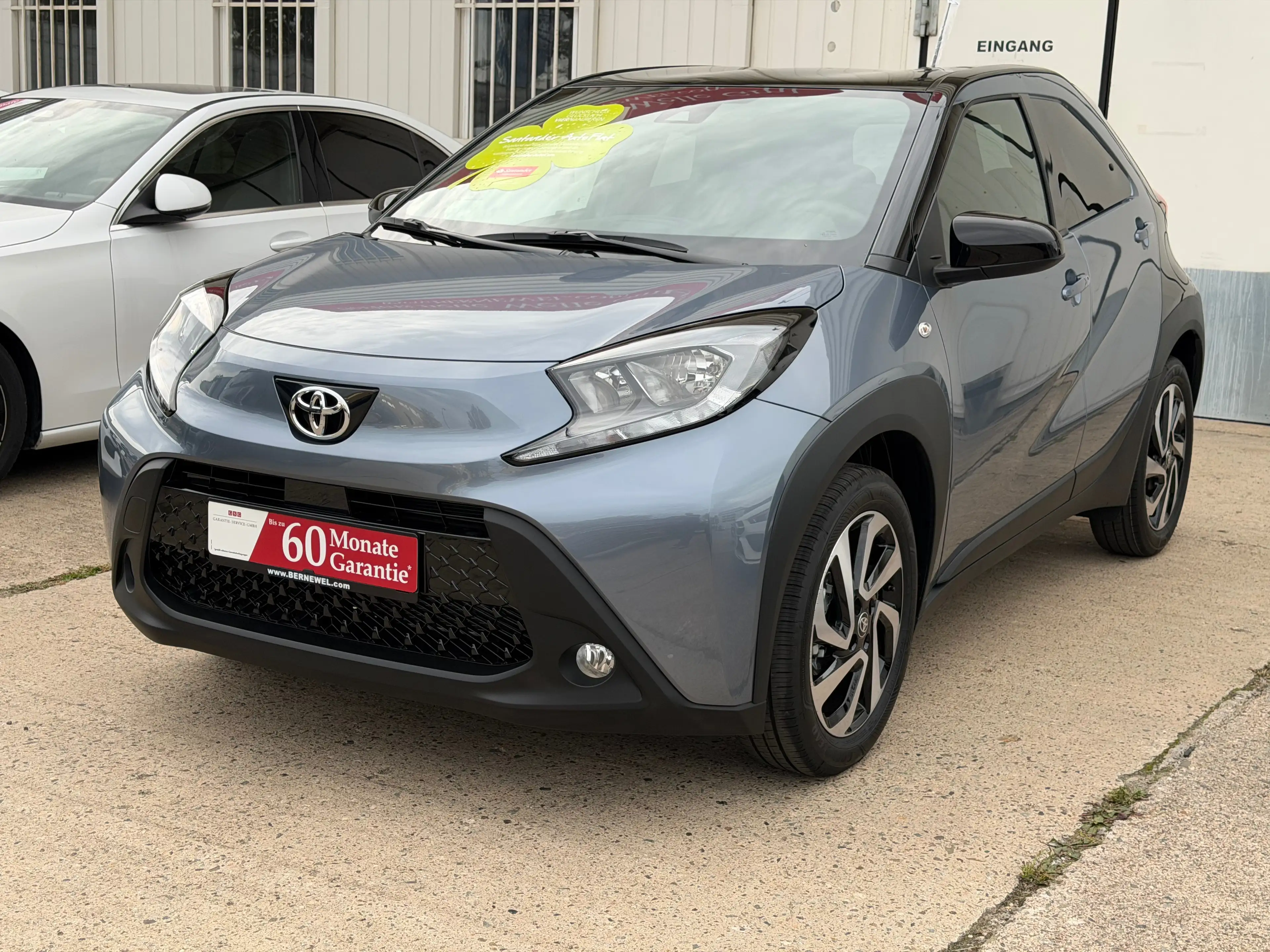 Toyota Aygo X Aygo Teamplayer Alu_CarPlay_Rückfahrkam_Nebelscheinwerfer — photo 2