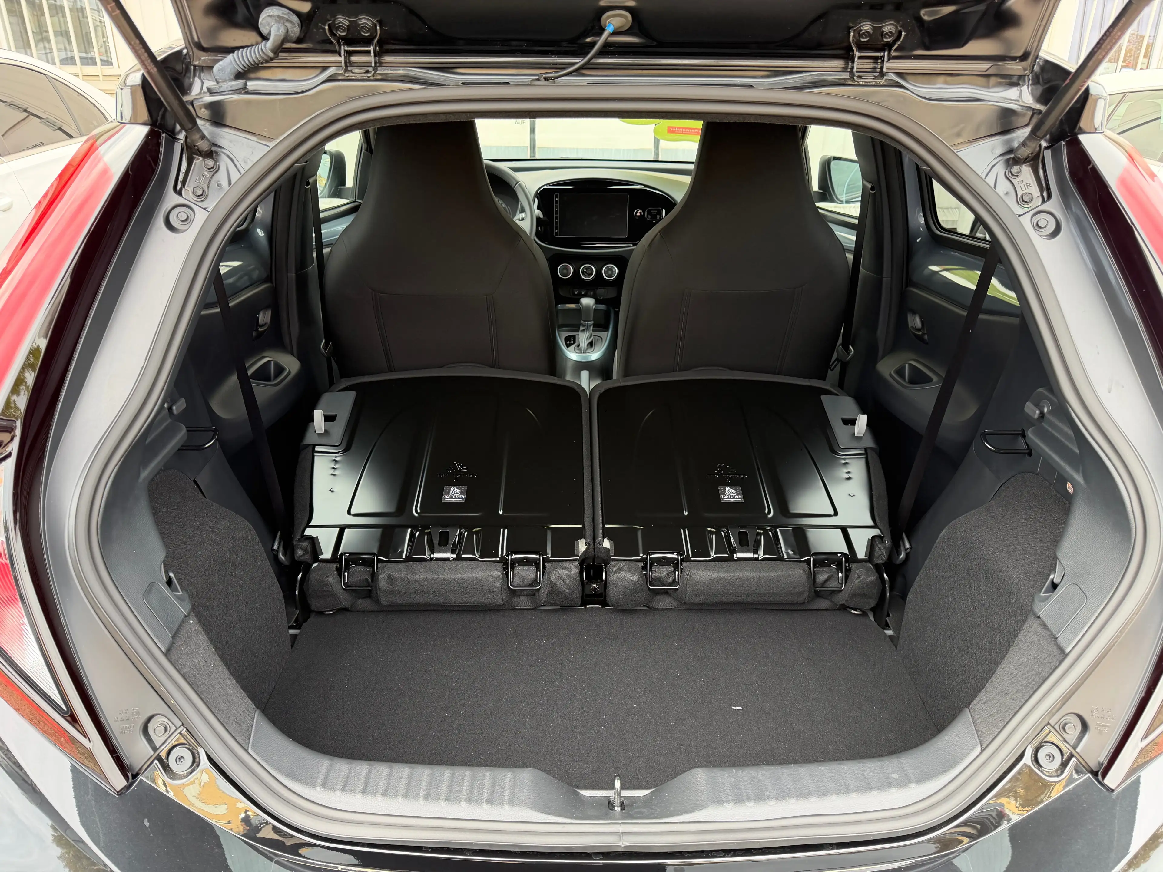Toyota Aygo X Aygo Teamplayer Alu_CarPlay_Rückfahrkam_Nebelscheinwerfer — photo 13