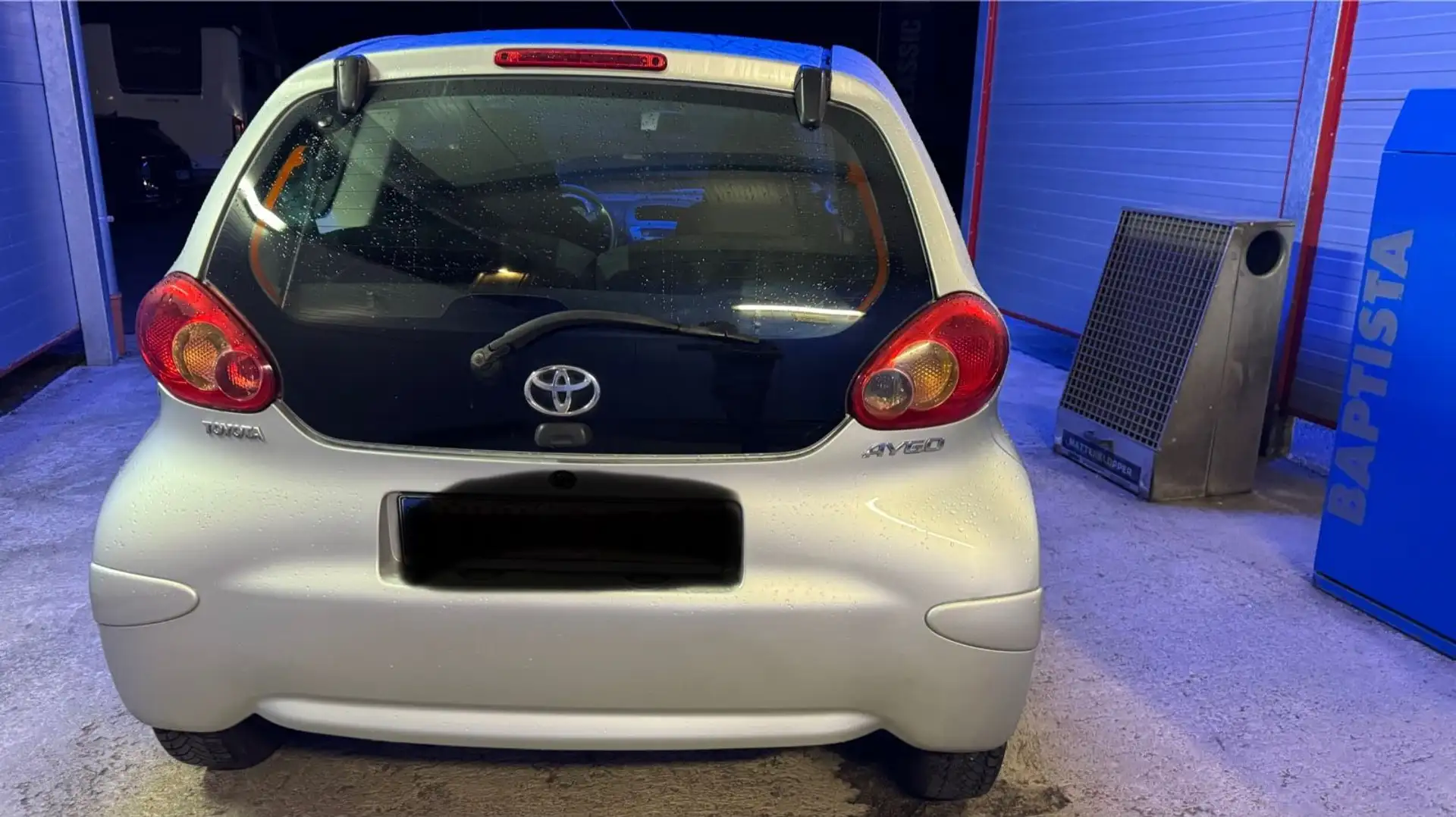 Toyota Aygo AYGO City neueAWReifen+Batt.+TÜVneu FestP!! Argento - 1