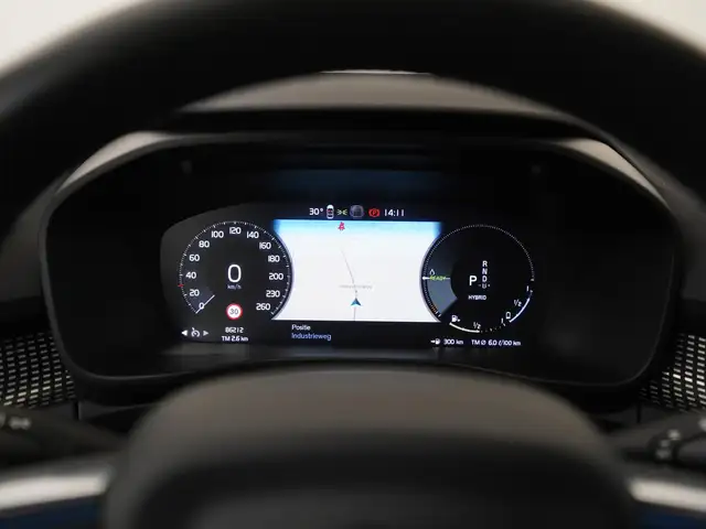 Volvo XC40 view 9