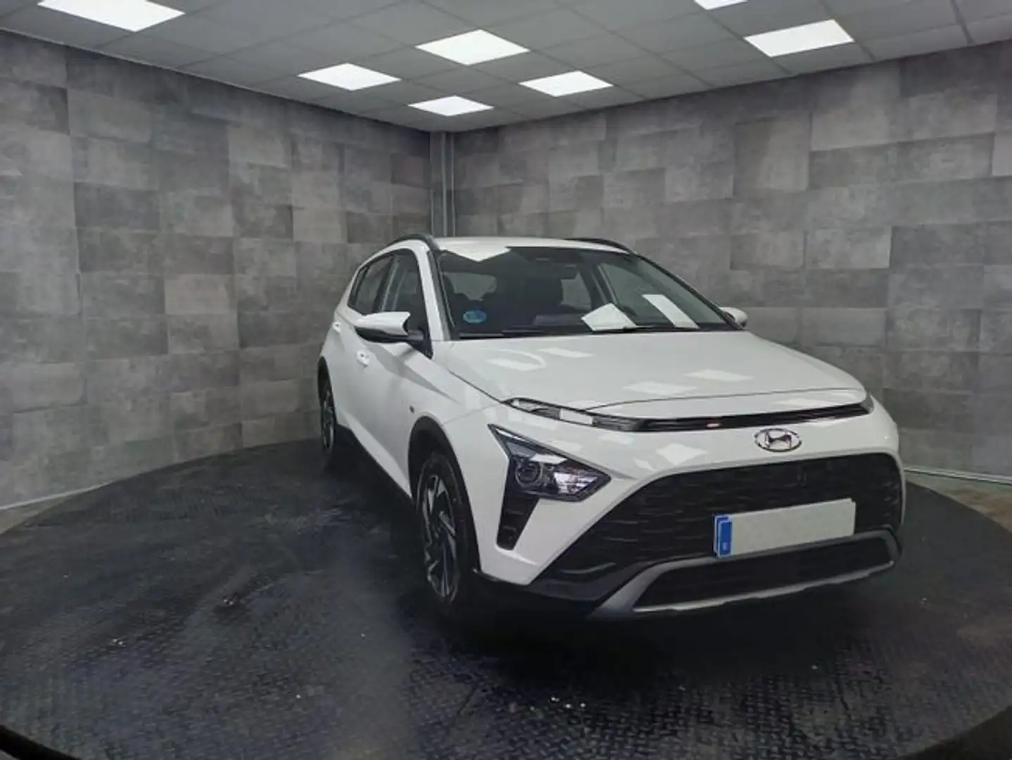Hyundai BAYON 1.0 TGDI 74kW (100CV) 48V Maxx Blanco - 2