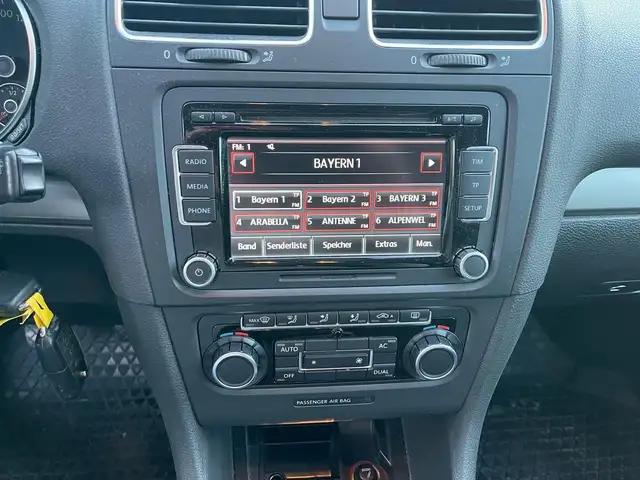 Volkswagen Golf view 10