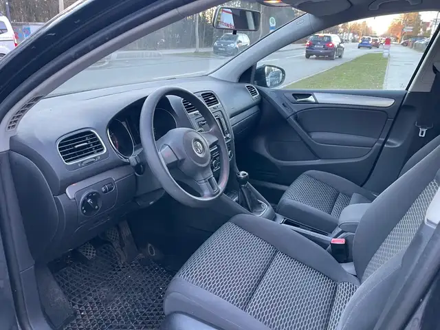 Volkswagen Golf view 12