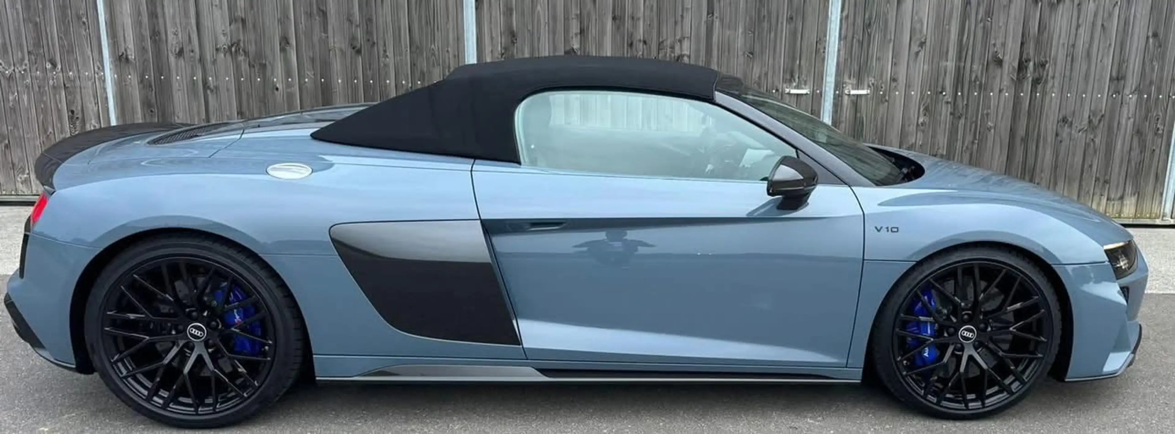 Audi R8 5.2i V10 Q Performance S tronic (EU6AP) — photo 4