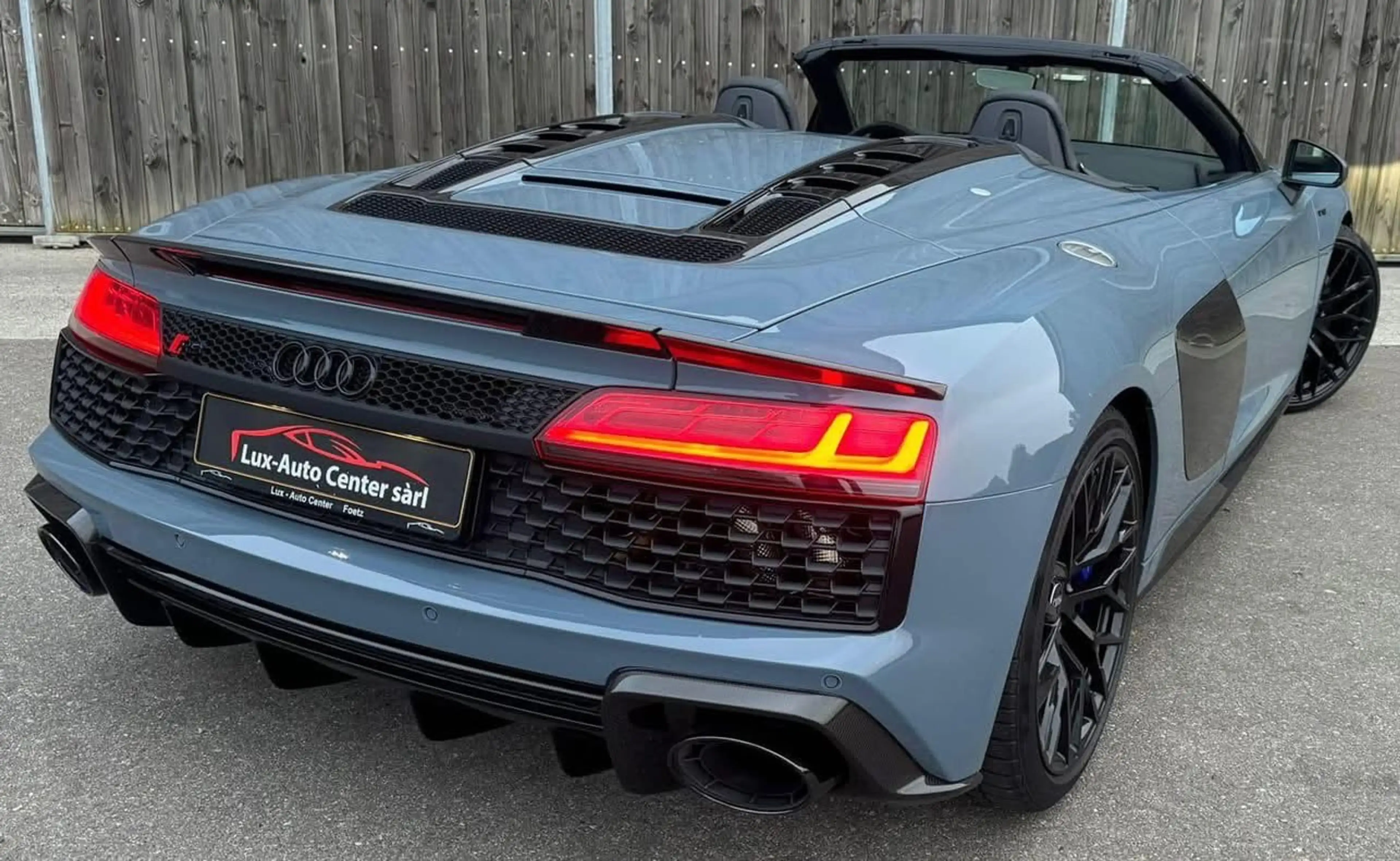 Audi R8 5.2i V10 Q Performance S tronic (EU6AP) — photo 9