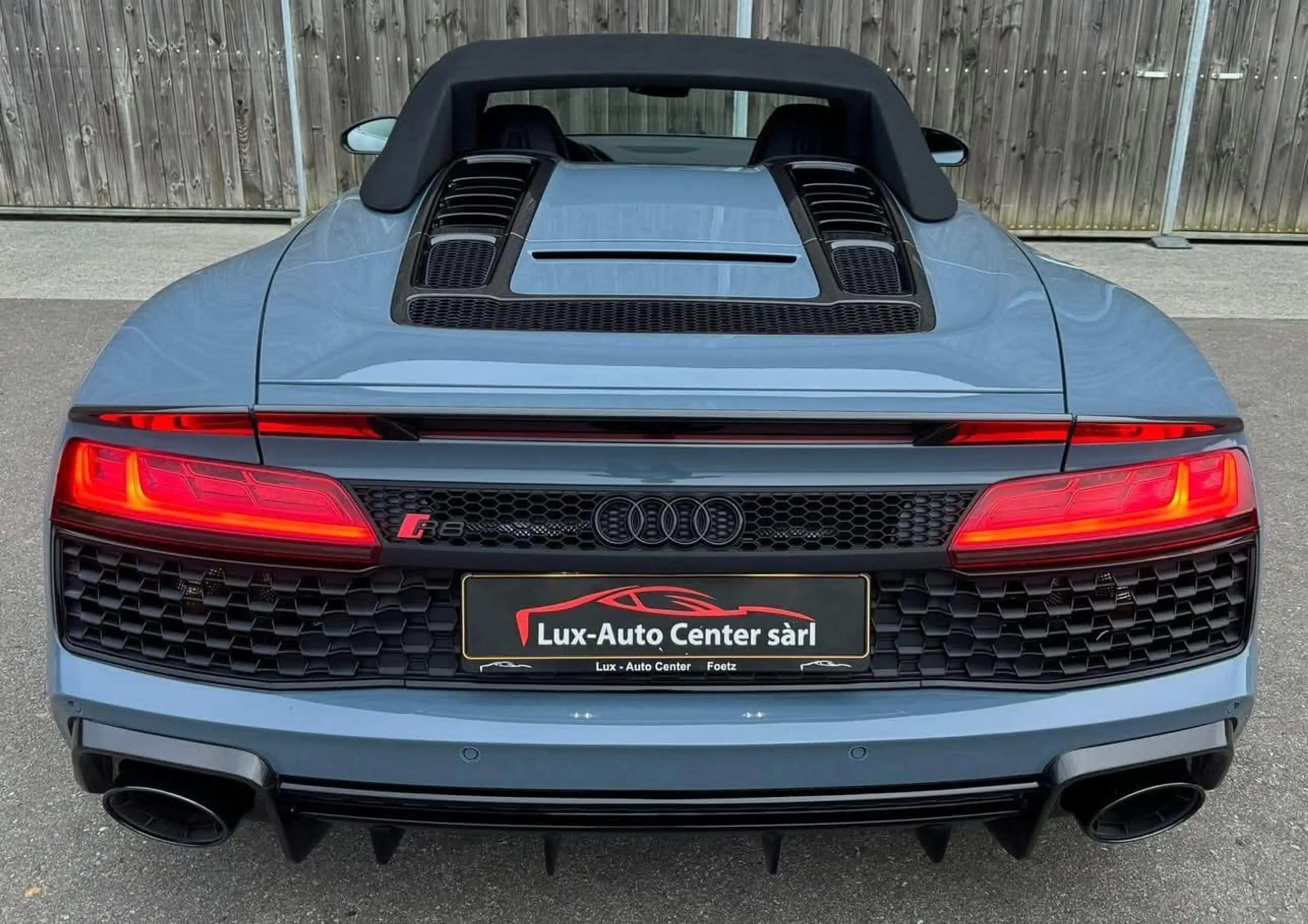 Audi R8 5.2i V10 Q Performance S tronic (EU6AP) — photo 12