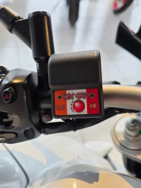 Yamaha FZ 1 - foto 3