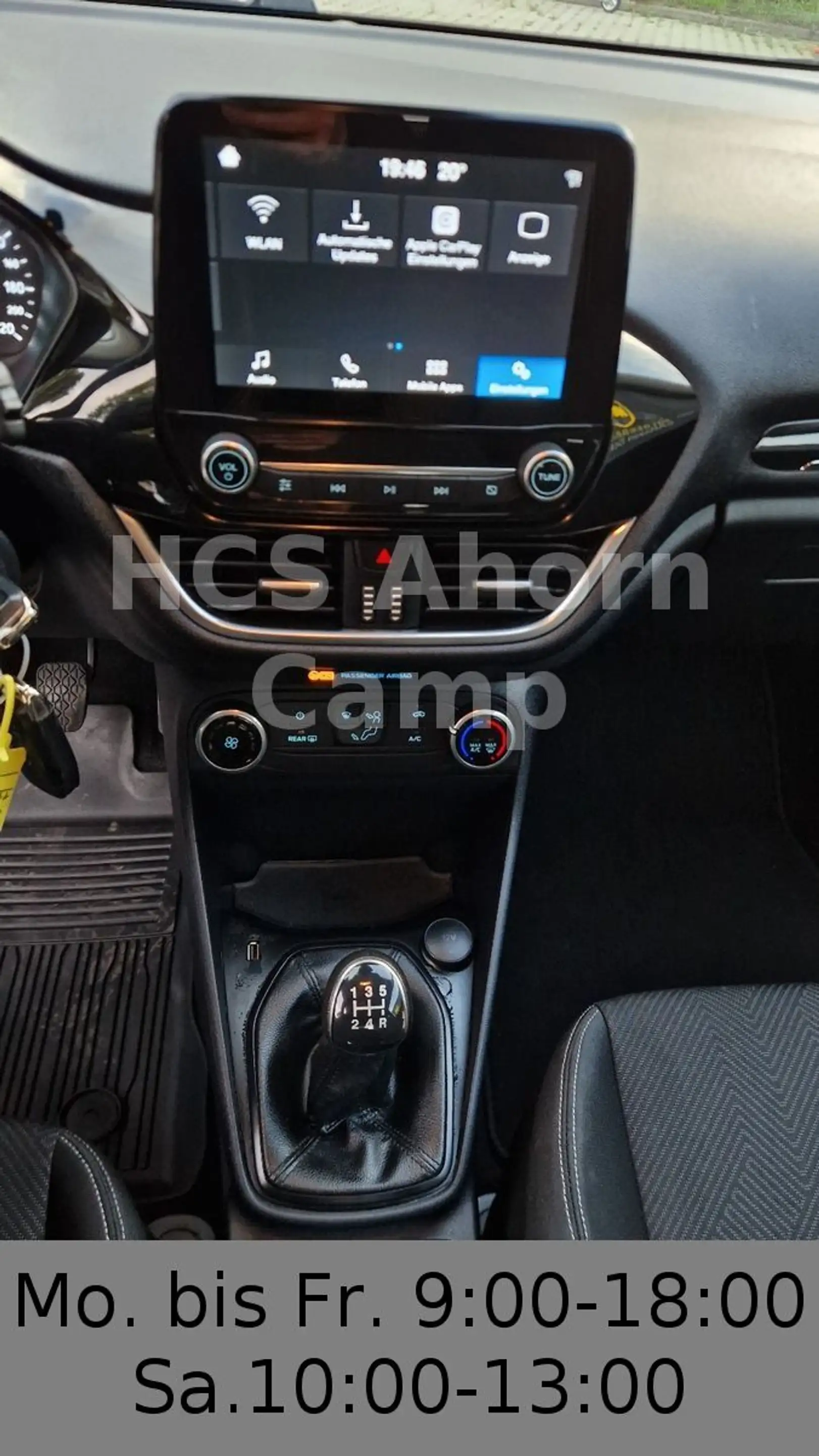 Ford Fiesta Trend — photo 21