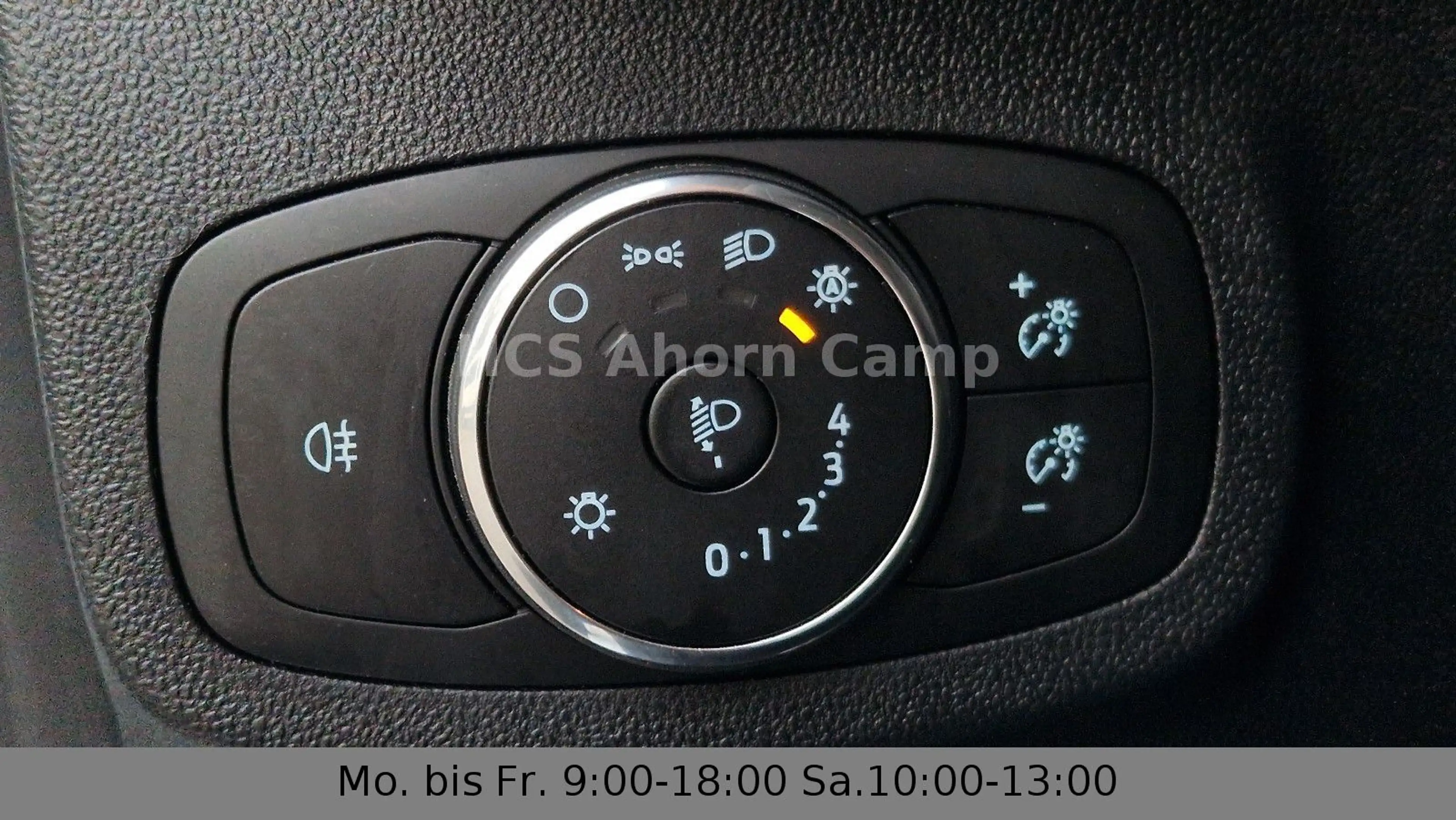 Ford Fiesta Trend — photo 24
