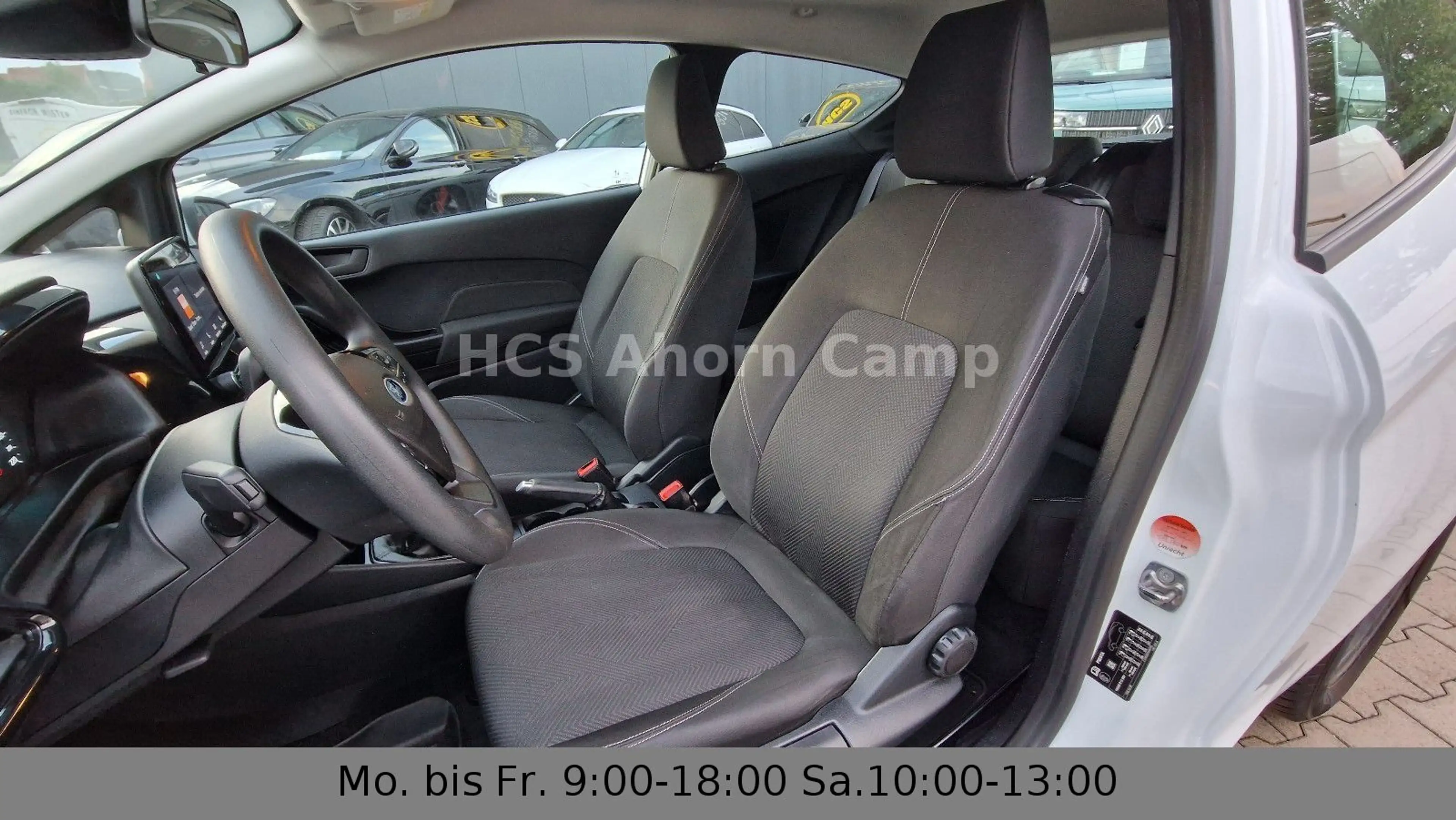 Ford Fiesta Trend — photo 11