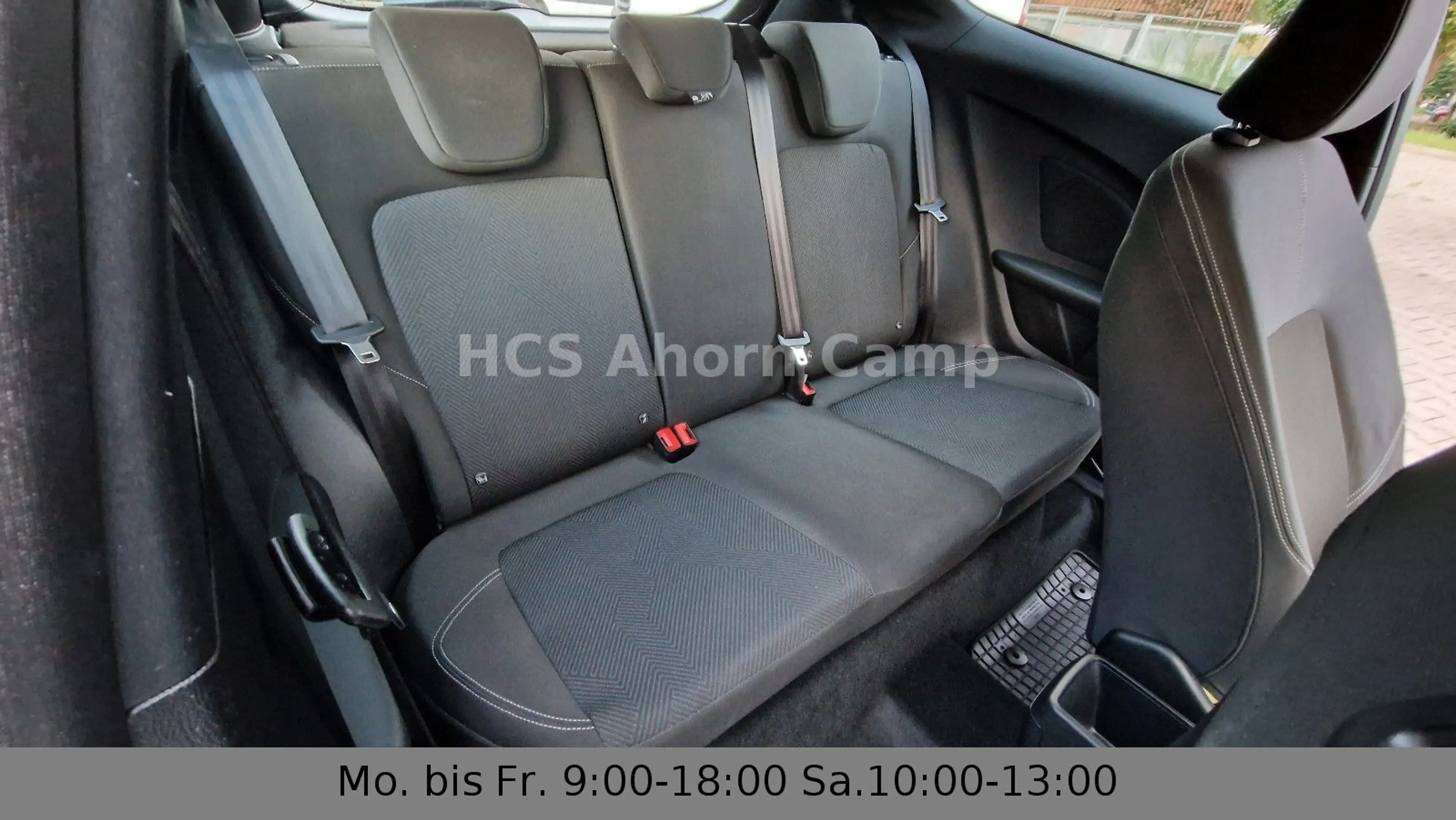 Ford Fiesta Trend — photo 16