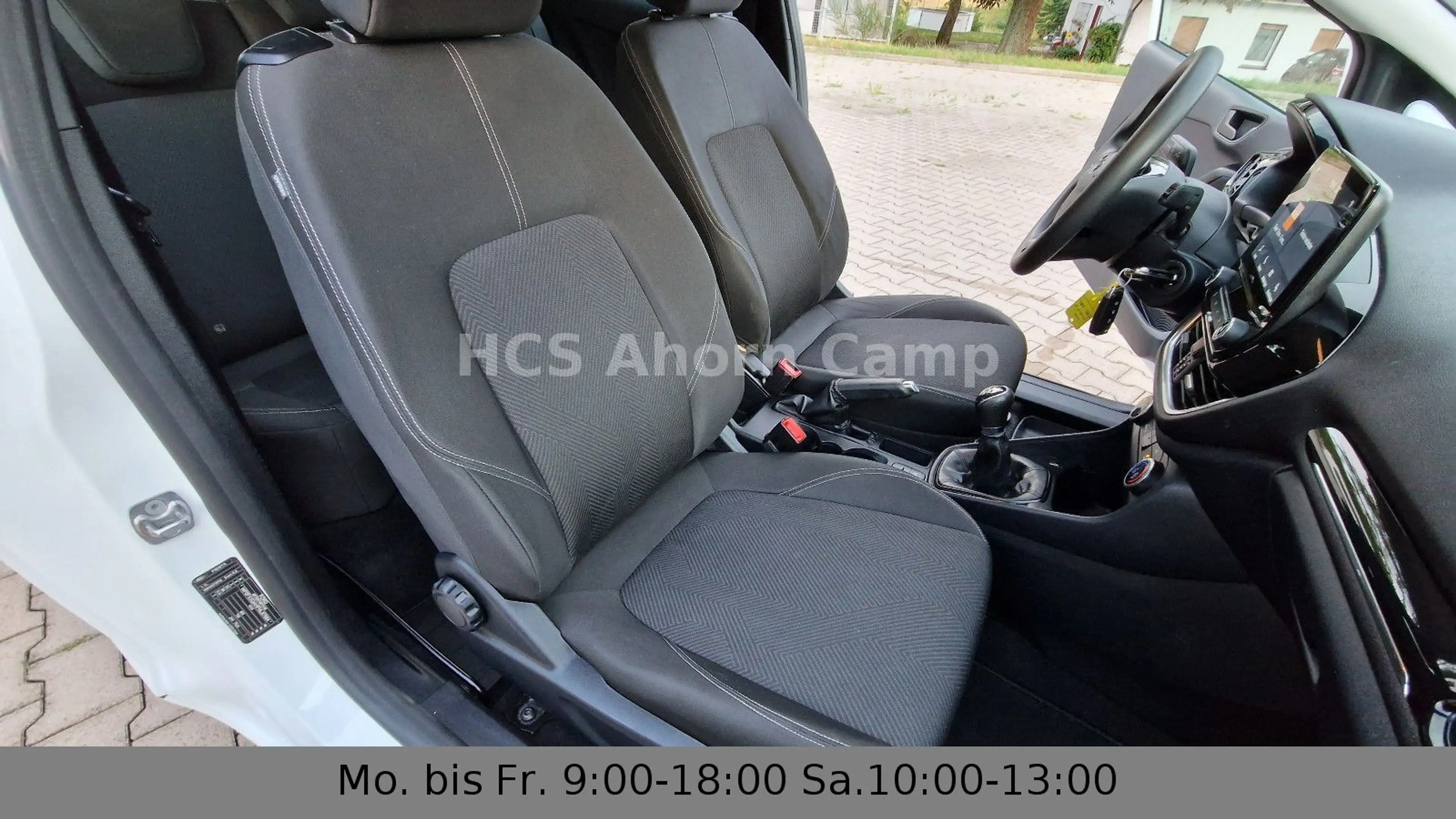 Ford Fiesta Trend — photo 15