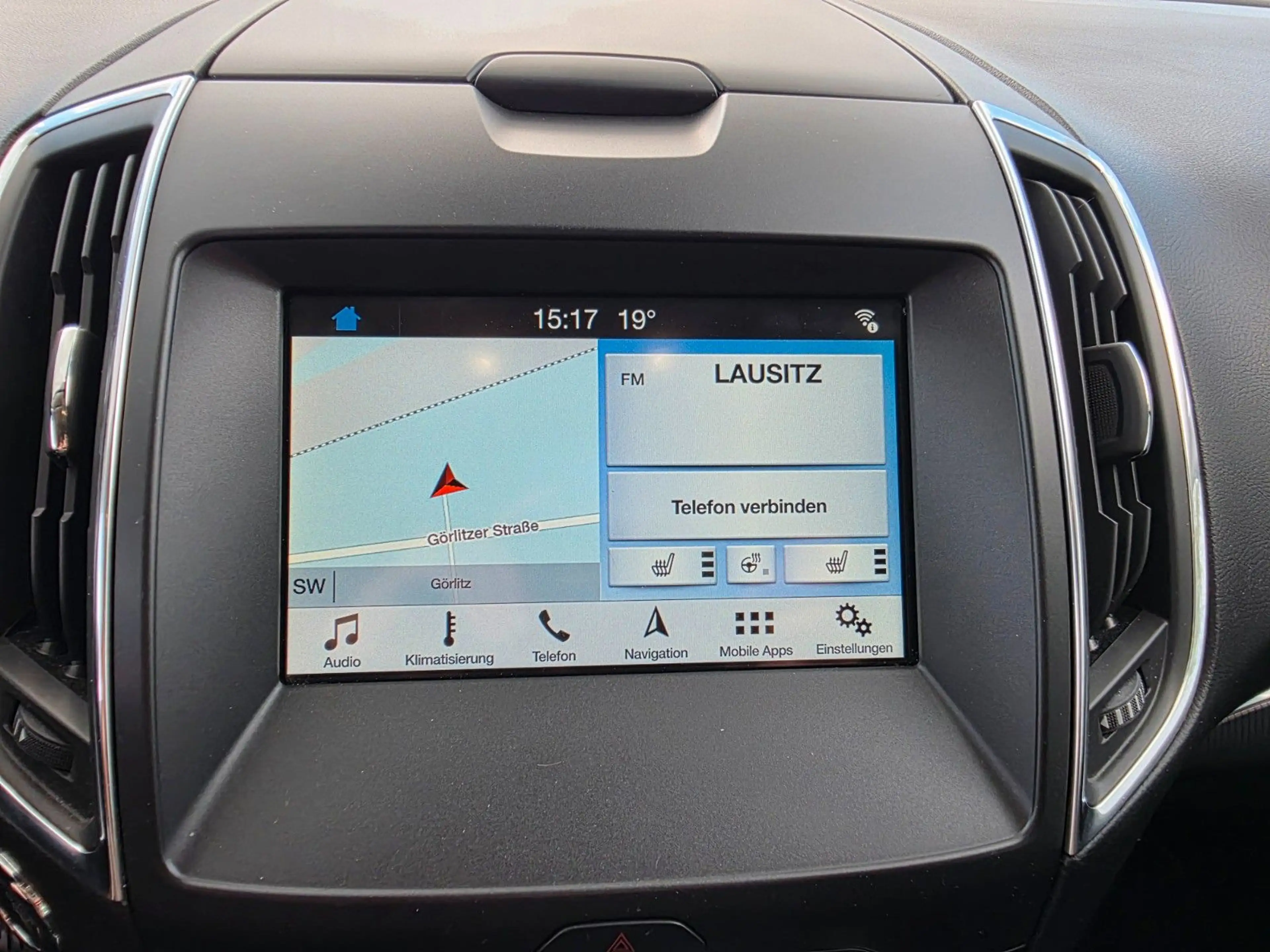 Ford S-Max Titanium — photo 15