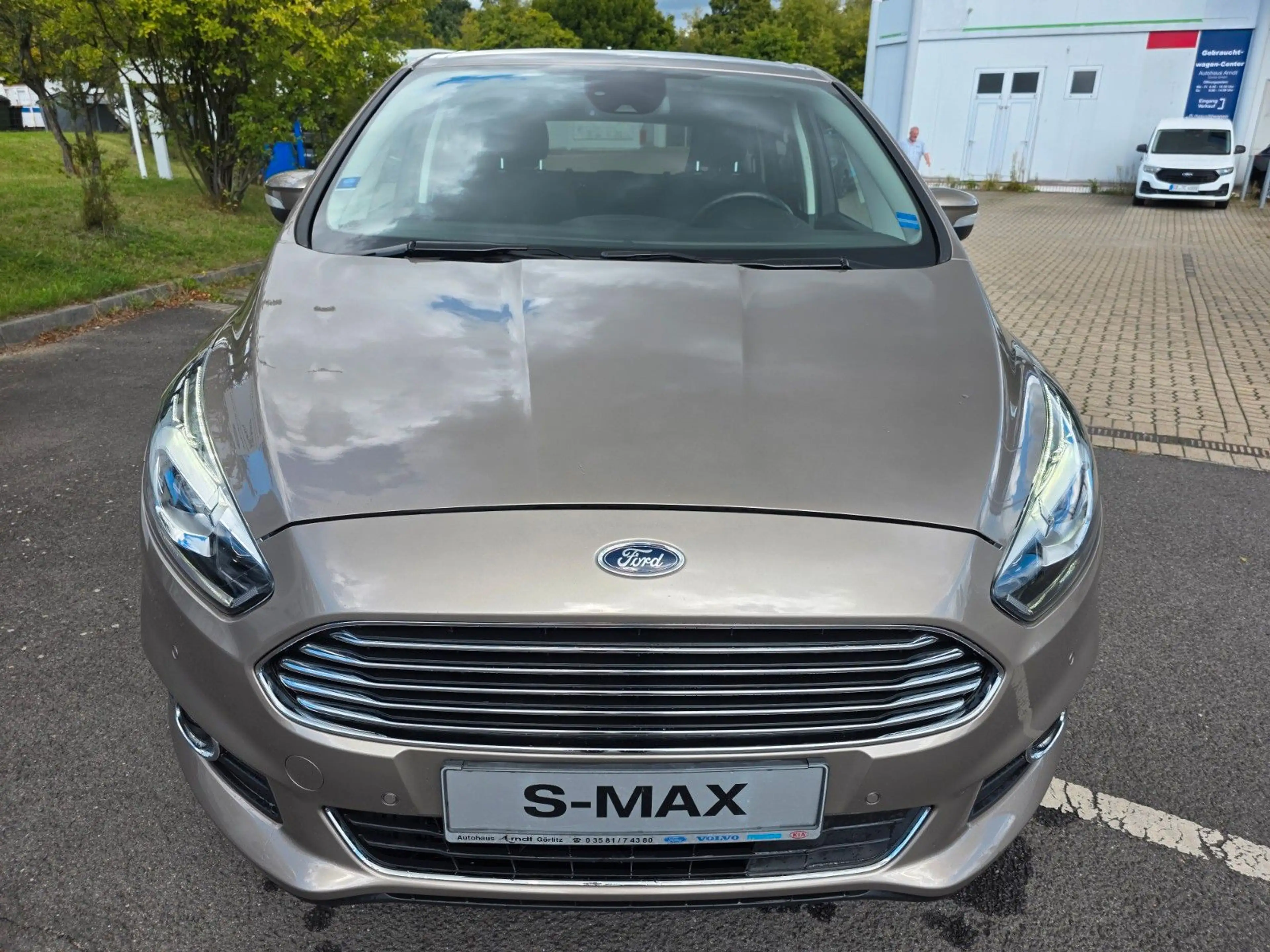 Ford S-Max Titanium — photo 2