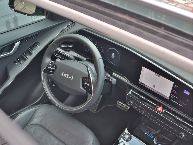 Kia e-Niro EV ExecutiveLine 64.8 kWh | Navigatie | Leder | St — photo 10
