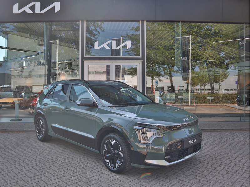 Kia e-Niro EV ExecutiveLine 64.8 kWh | Navigatie | Leder | St — photo 6