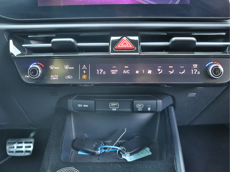Kia e-Niro EV ExecutiveLine 64.8 kWh | Navigatie | Leder | St — photo 20