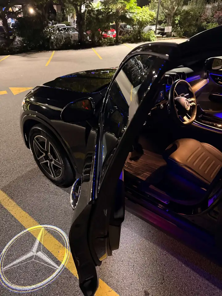 Mercedes-Benz GLC снимка Mercedes-Benz GLC