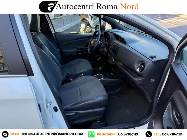 Toyota Yaris view 8