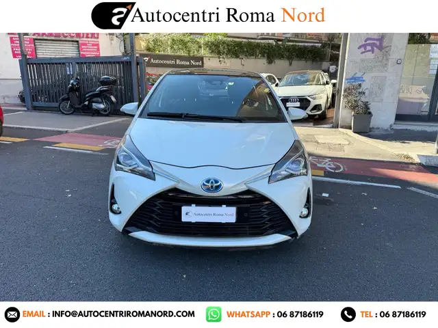 Toyota Yaris view 2
