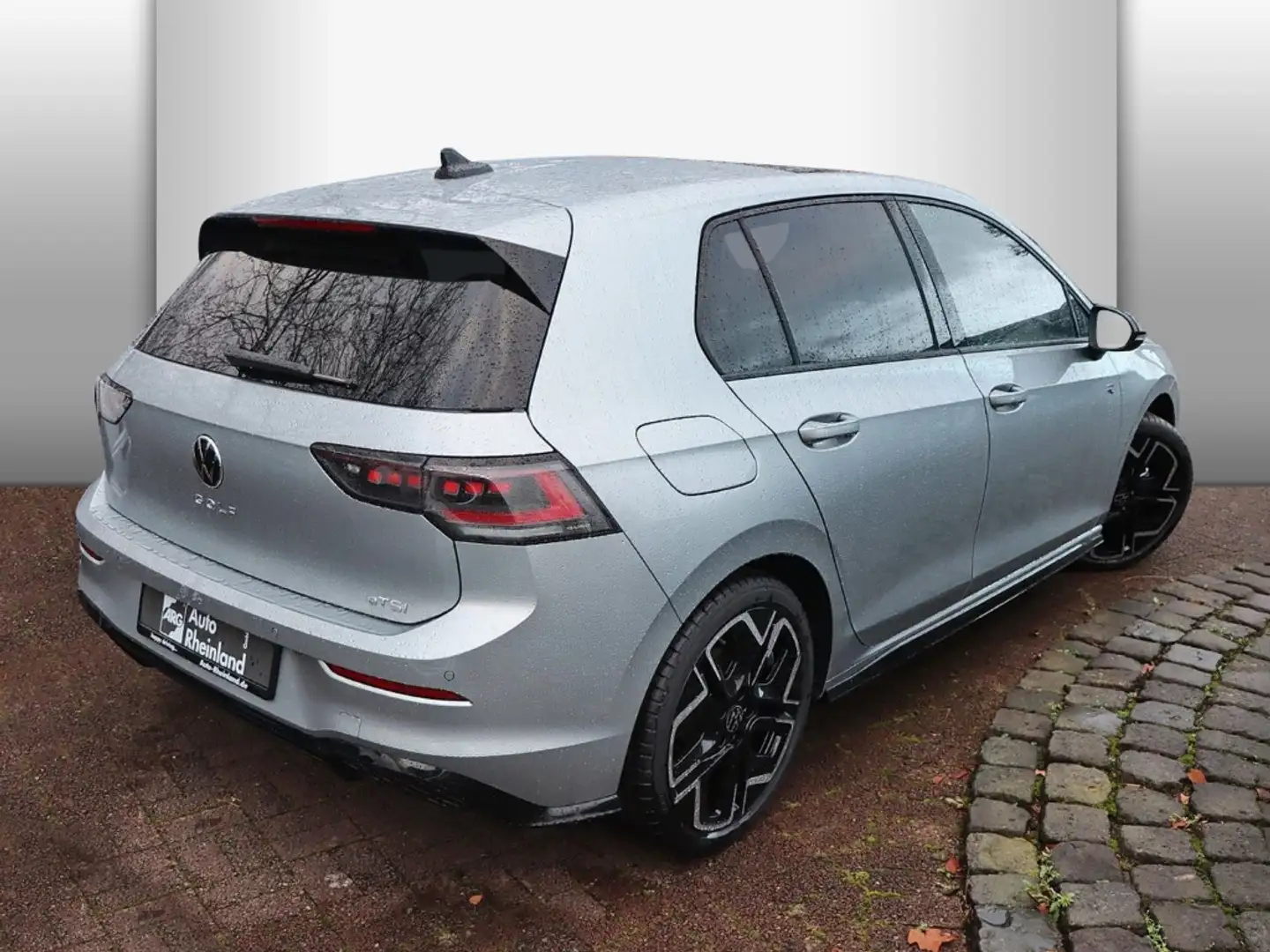Volkswagen Golf R-Line 1,5 l eTSI DSG/BLACK STYLE/MATRIX/PANO/BUSI Silber - 2