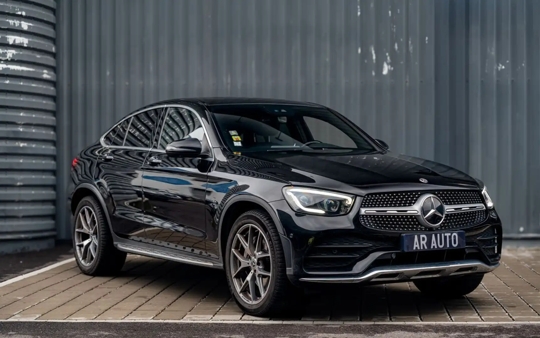 Mercedes-Benz GLC 300 Classe 300d amg line full options burmester t.o pano entretien mercedes - Noir - 1