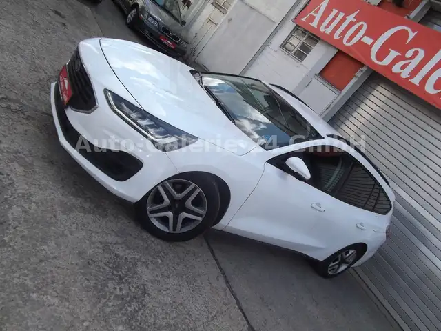 Ford Focus view 19