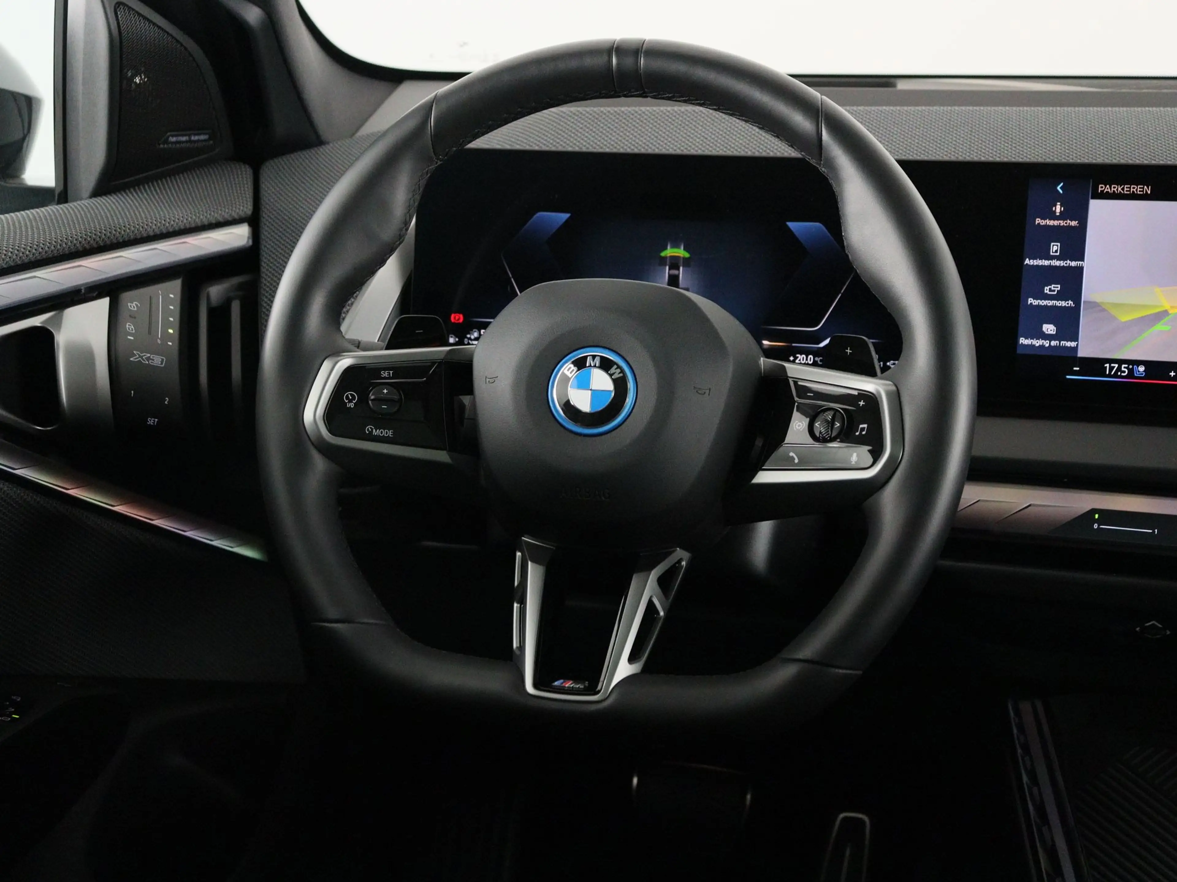 BMW X3 30e xDrive — photo 2