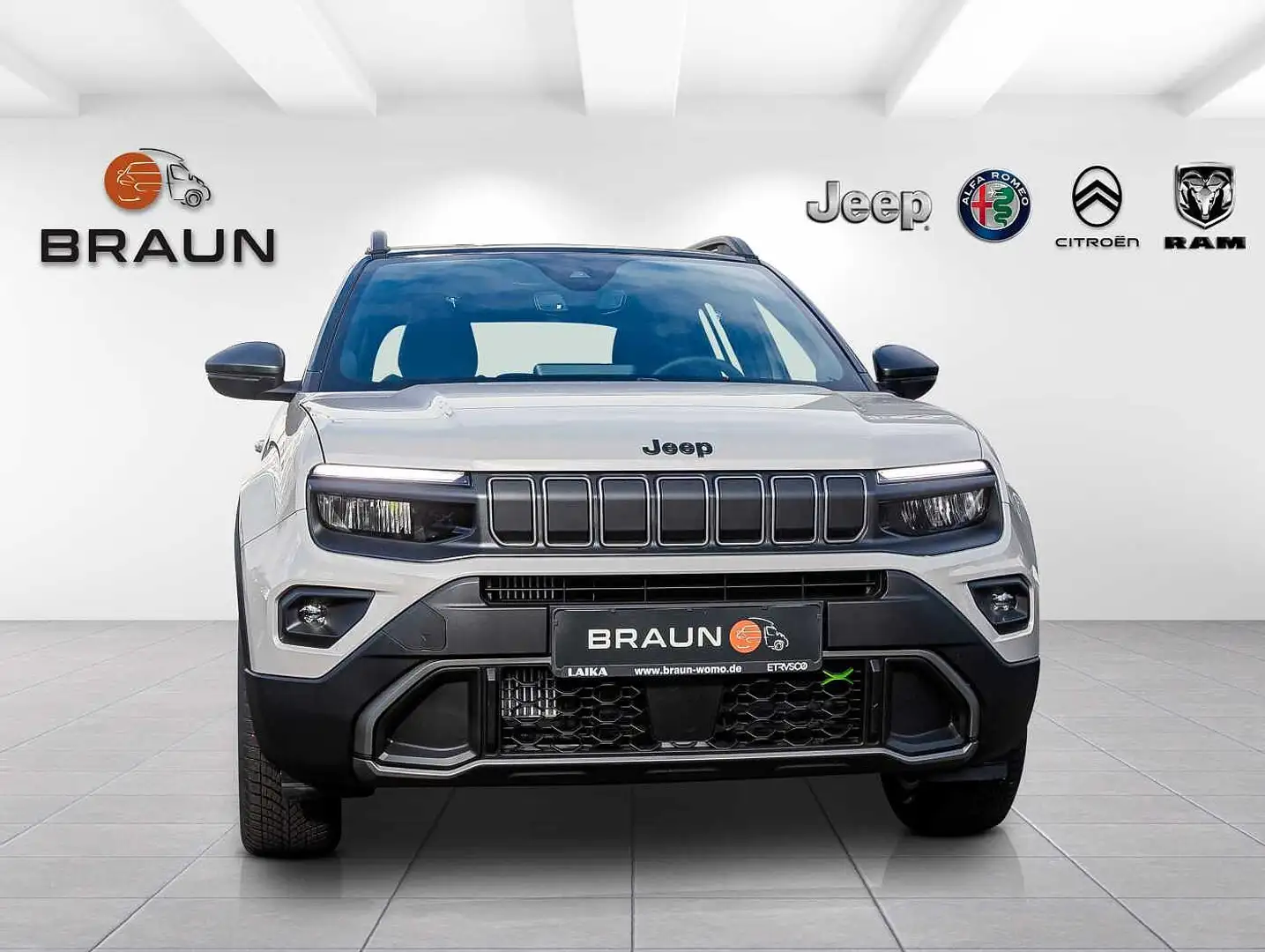 Jeep Avenger 1.2 48V 4xe Hybrid eAWD Upland Grau - 2