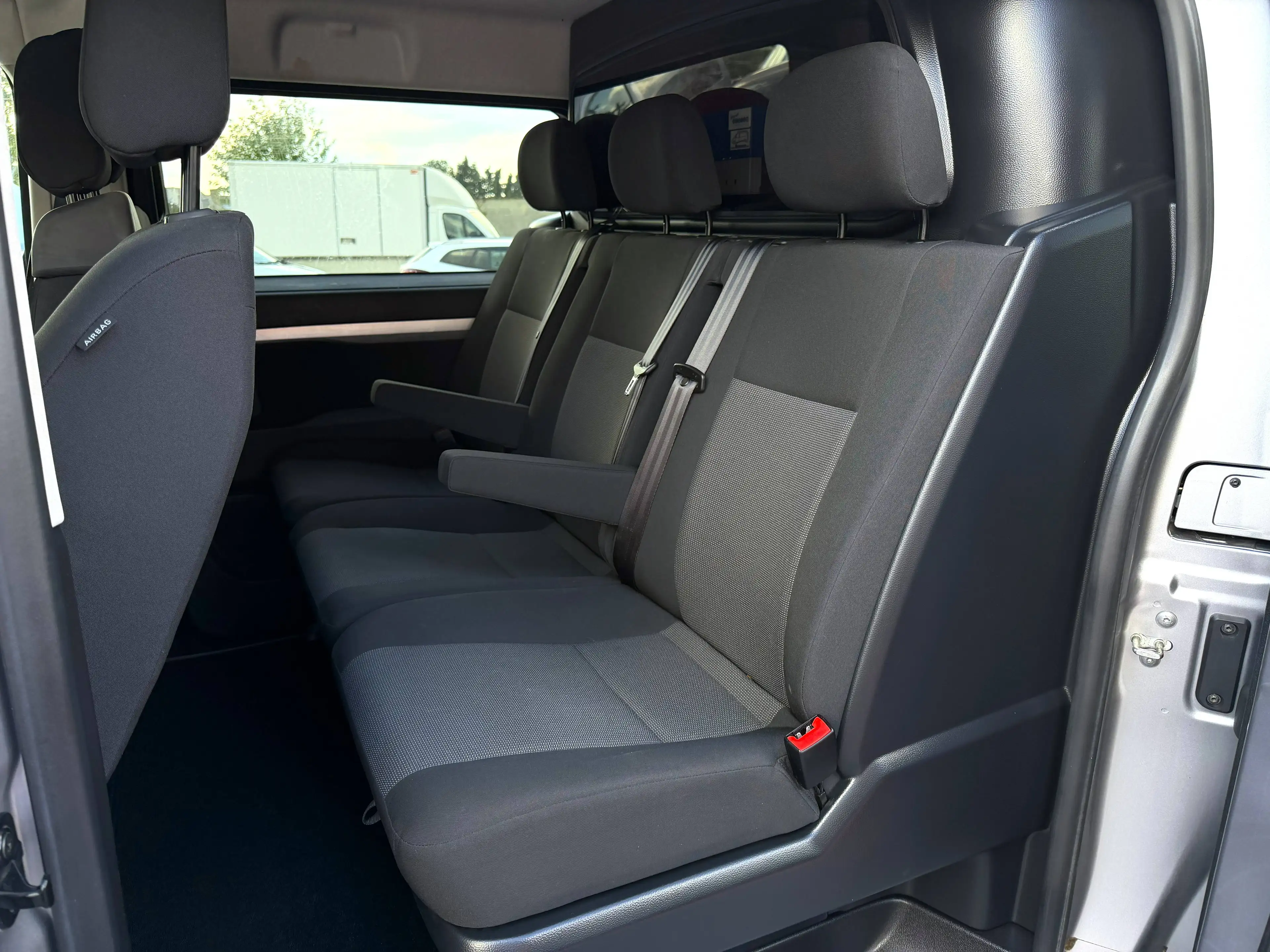 Peugeot Expert 2.0 BlueHDi L3 Long Premium S--TVA deductible--6 PLACES--AIRCO--GPS-- — photo 10