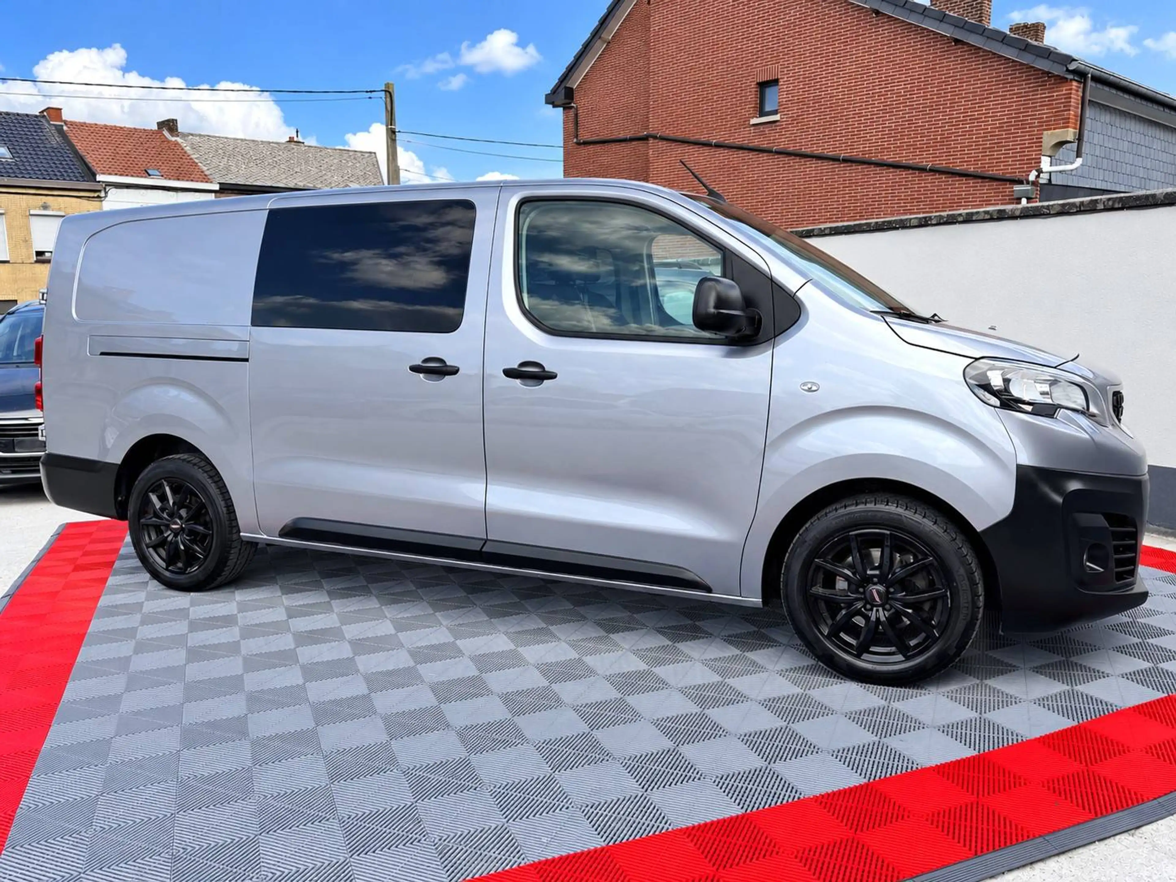 Peugeot Expert 2.0 BlueHDi L3 Long Premium S--TVA deductible--6 PLACES--AIRCO--GPS-- — photo 8