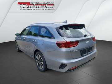 Fotografie 4 des Kia Ceed SW / cee'd SW 1.5 T-GDI (EU-Fahrzeug)