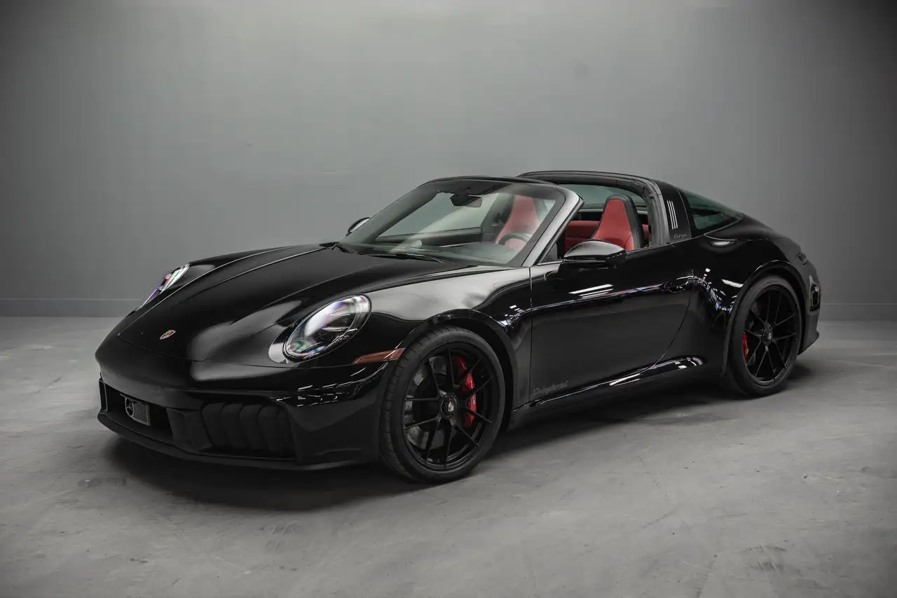 2025 Porsche 911