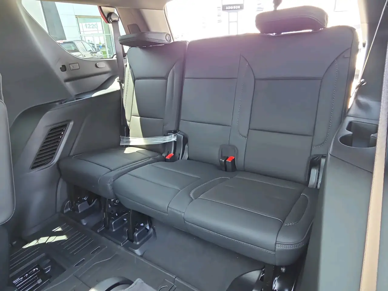 GMC Yukon снимка GMC Yukon