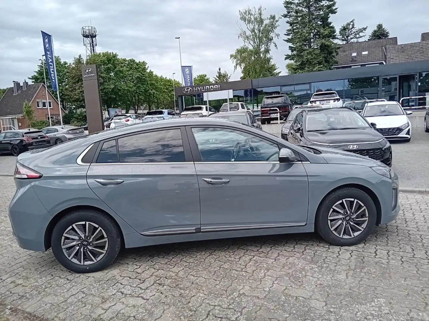 Hyundai IONIQ Elektro Prime Grau - 2