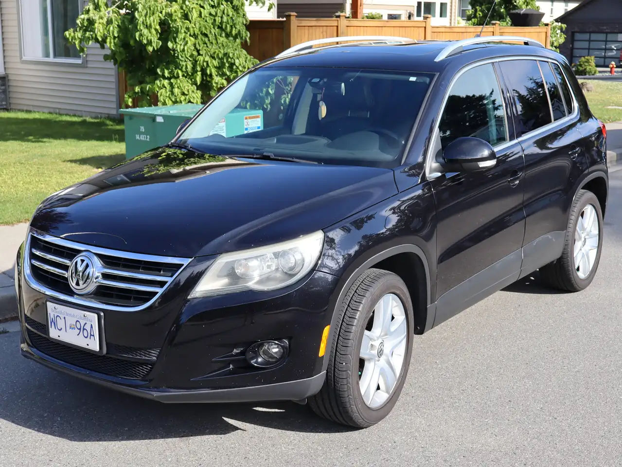 Volkswagen Tiguan photo Volkswagen Tiguan