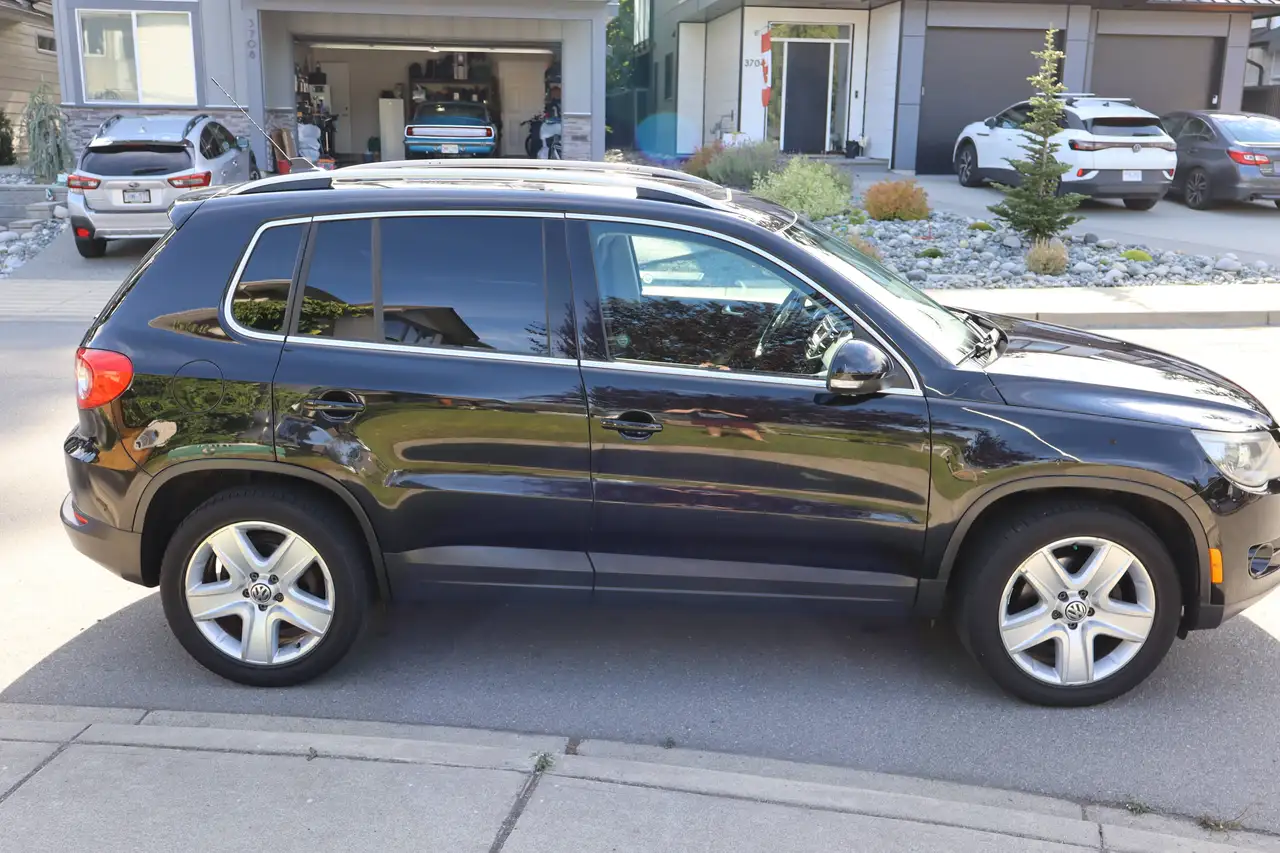 Volkswagen Tiguan photo Volkswagen Tiguan