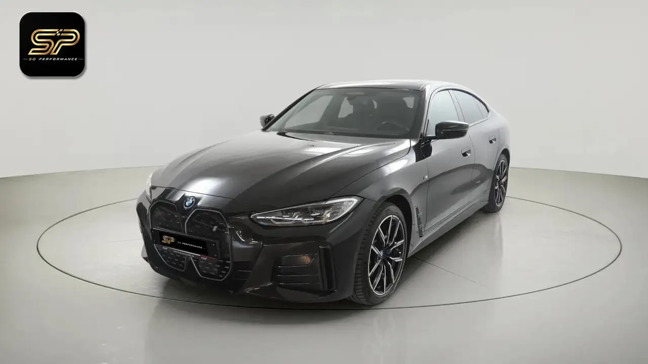 BMW i4