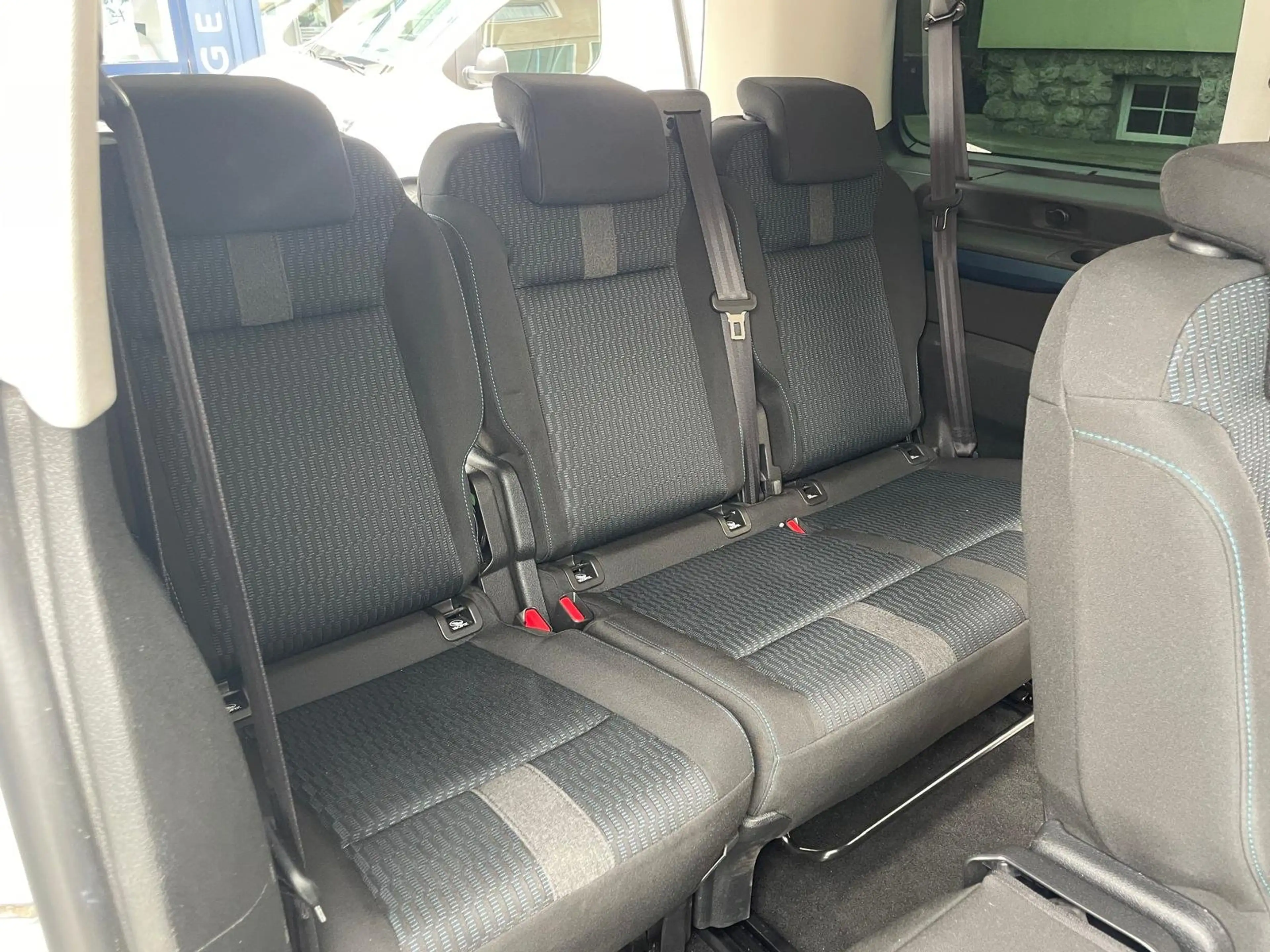 Peugeot Traveller Active L2 BlueHDI 120 S — photo 8