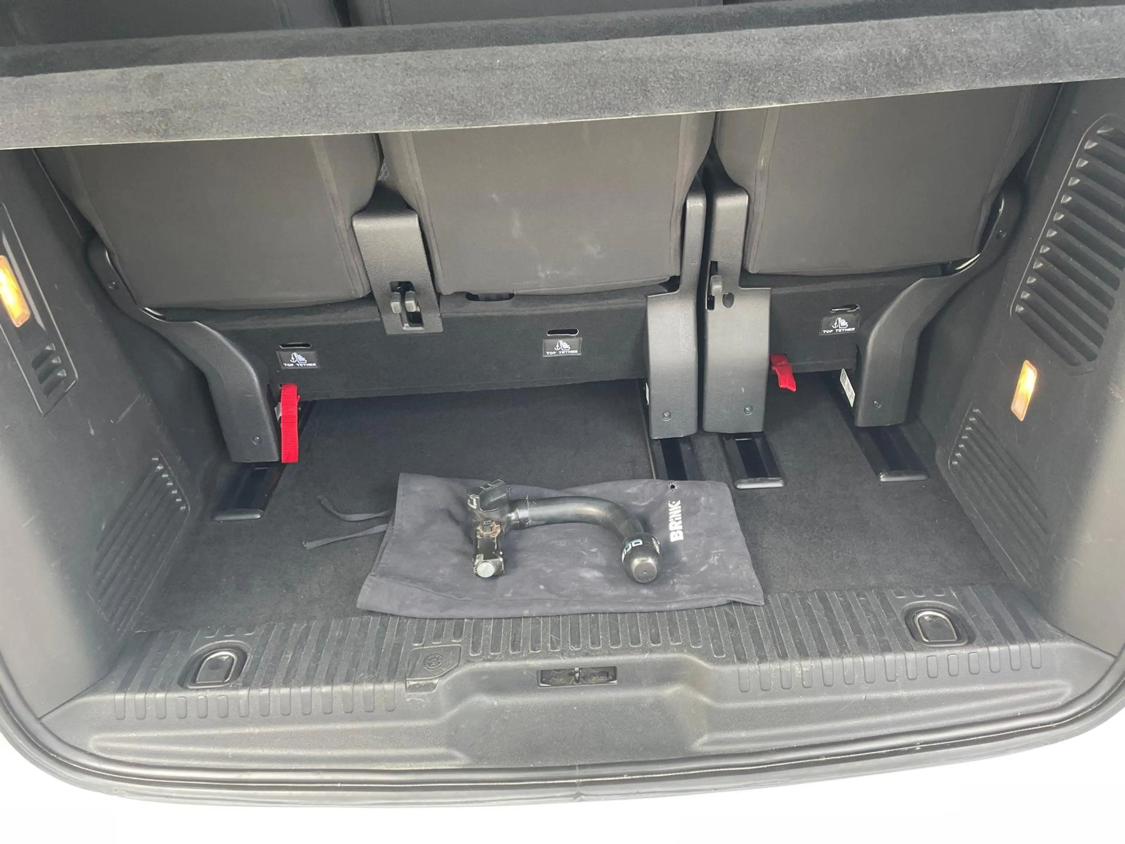 Peugeot Traveller Active L2 BlueHDI 120 S — photo 9