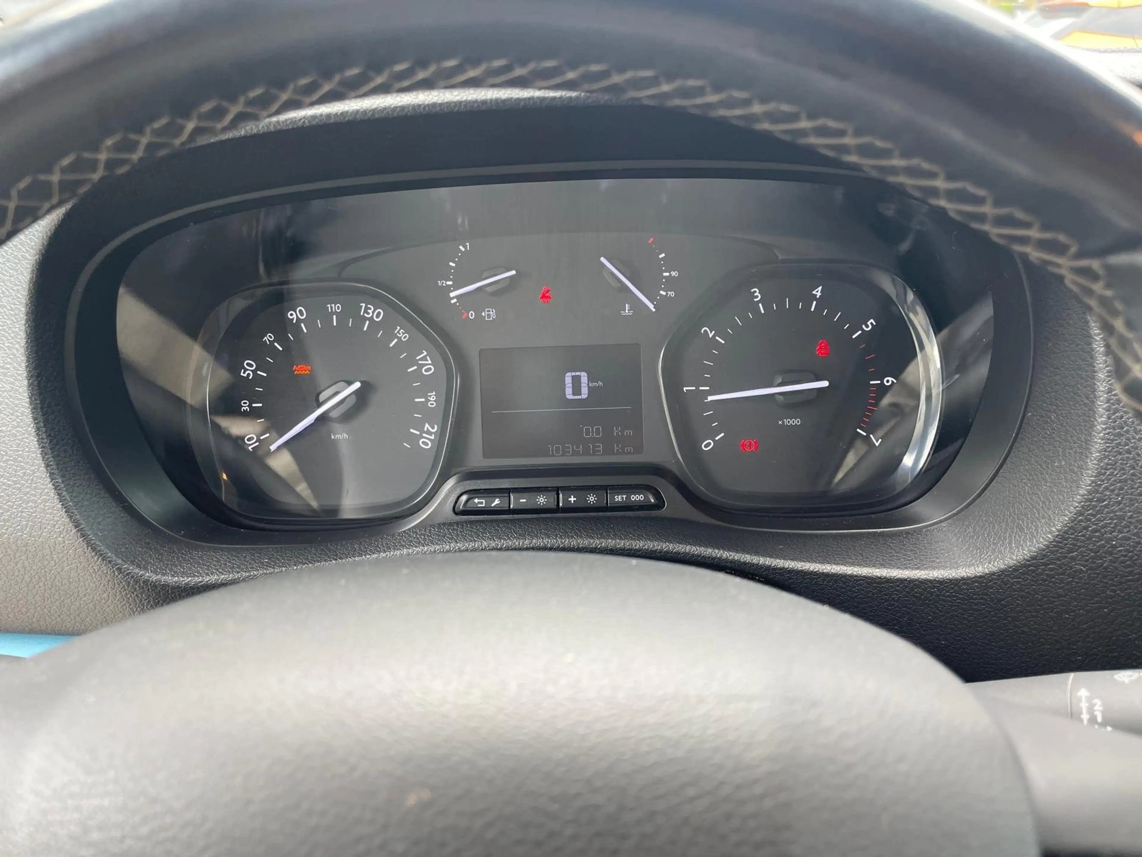 Peugeot Traveller Active L2 BlueHDI 120 S — photo 11