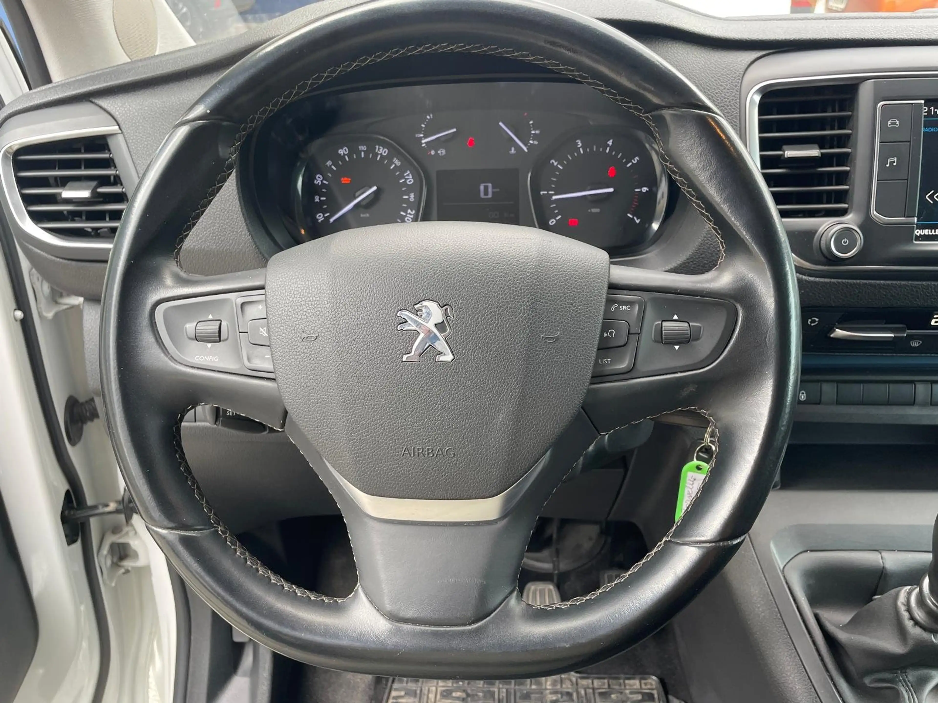 Peugeot Traveller Active L2 BlueHDI 120 S — photo 10