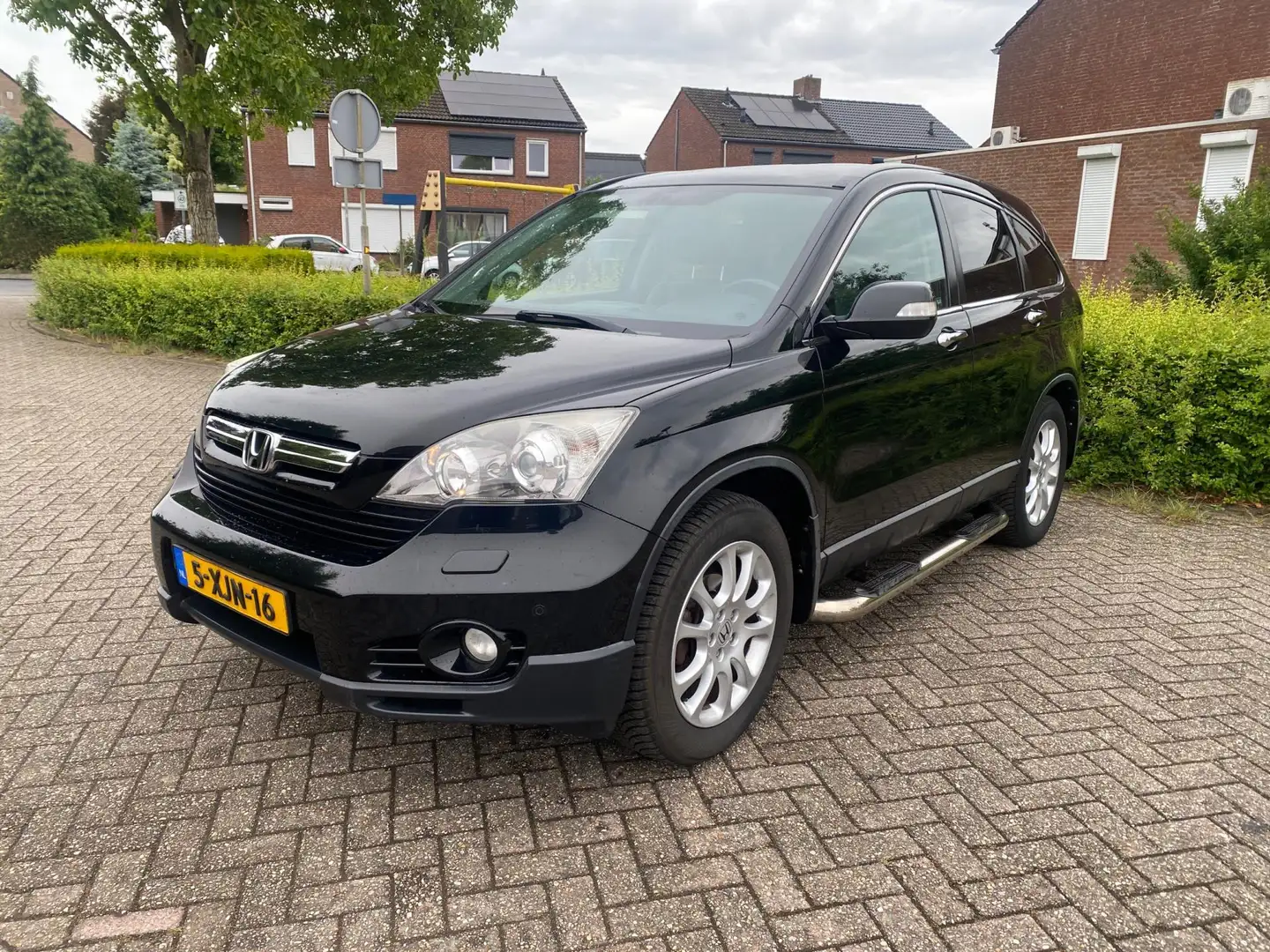Honda CR-V 2.0i Executive Zwart - 1