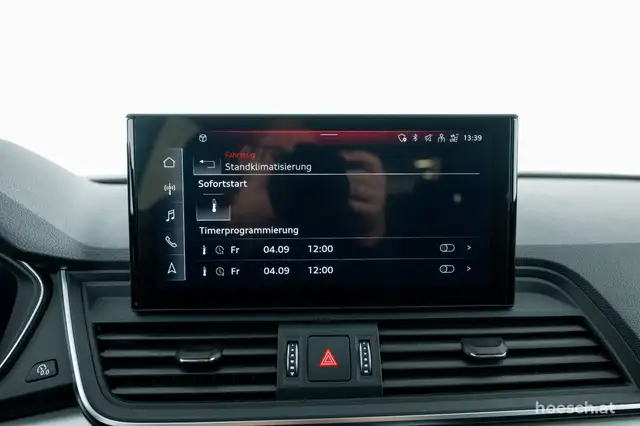 Audi Q5 view 13