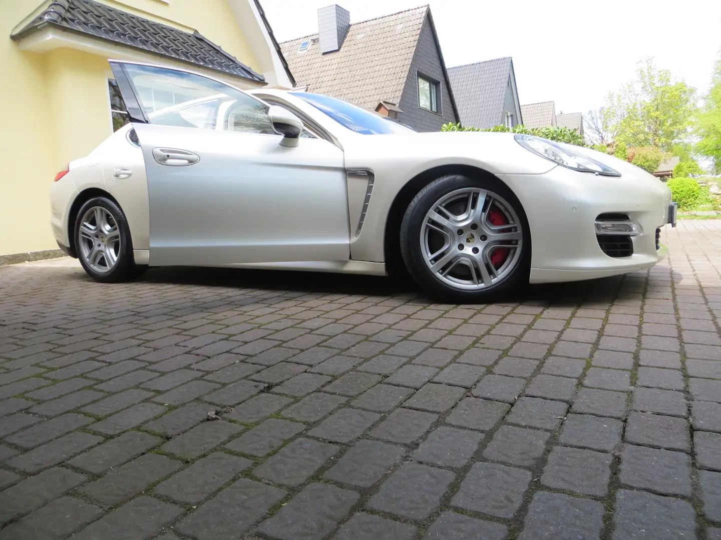 Porsche Panamera Turbo PDK - 2